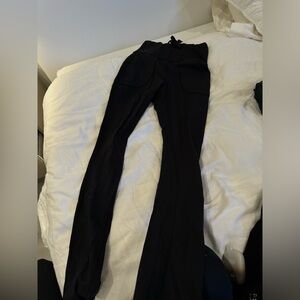 Lululemon Yoga Pants - Long with scrunch at bottom